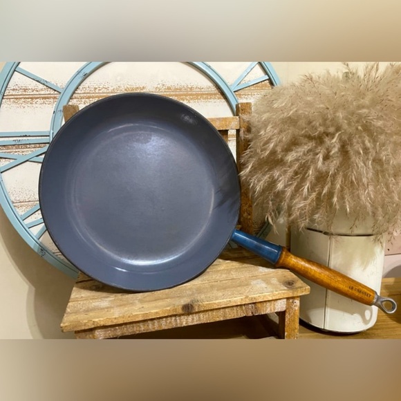 Le Creuset #26 Cast Iron Blue Frying Grill Pan Skillet Wood Handle